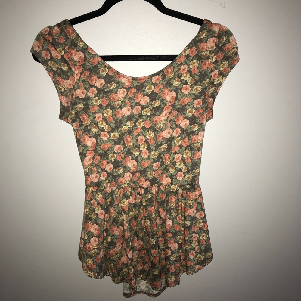 floral peplum top